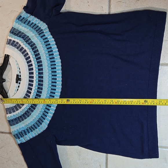 Talbots Blue and Cream Sweater - Picture 5 of 5